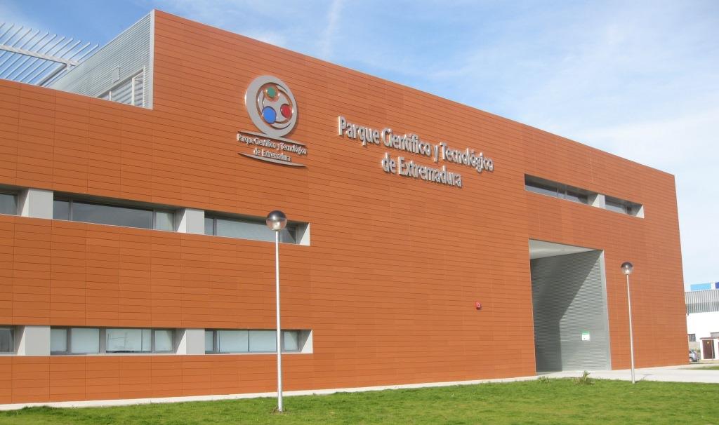 Fachada_Parque-cientifico-badajoz-selfoffice